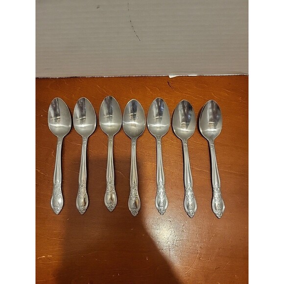 Hanford Forge Double Rose Stainless Flatware Teaspoons 5.5" - Set of 7 - Picture 1 of 5